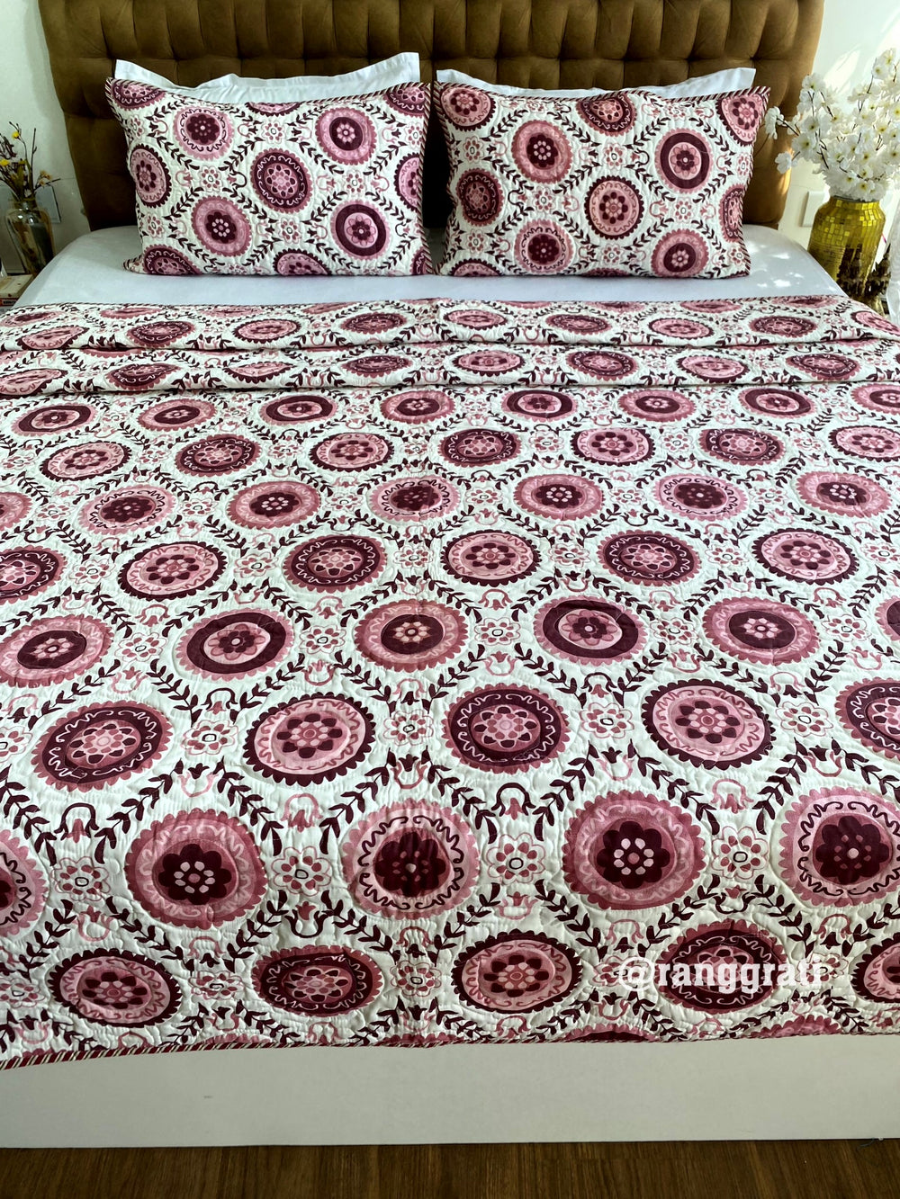 King Size Pastel Maroon Geometric Quilted Bedcover Luxury Quality