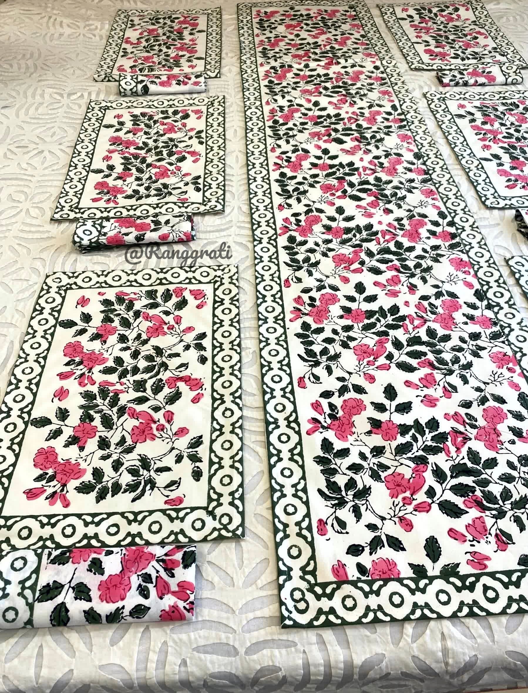 6 Seater Table Mat Runner Set With 6 Napkins – RANGGRATI