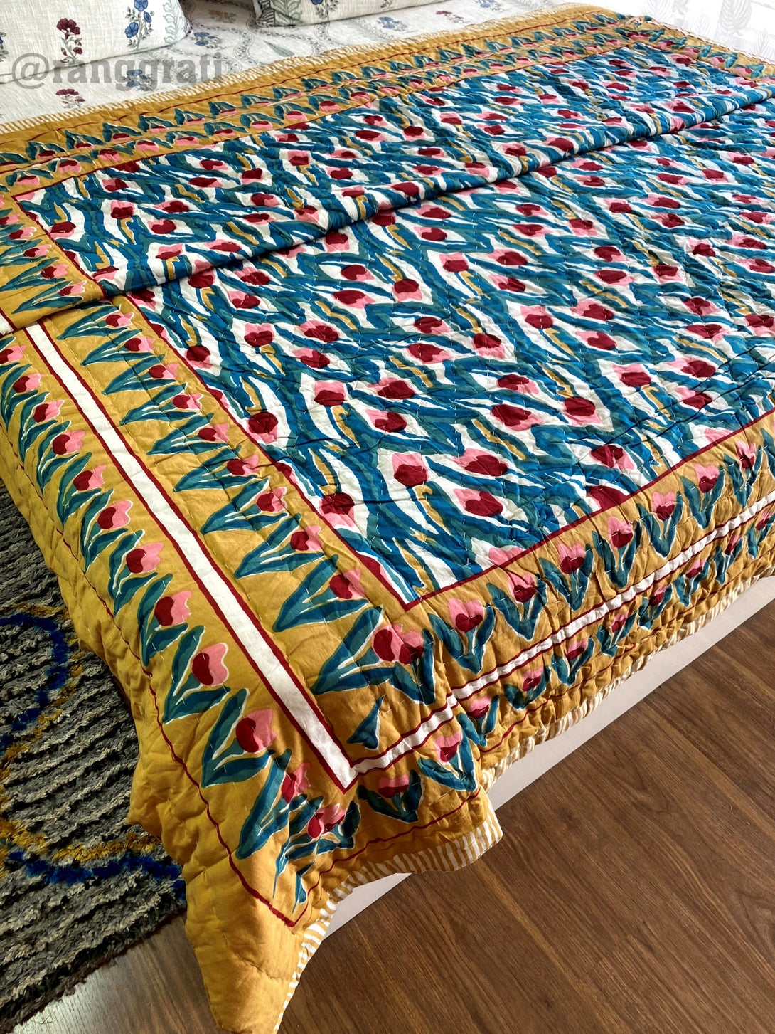 Beige Abstract Double Jaipuri Razai / Quilt Cotton King Size - razai