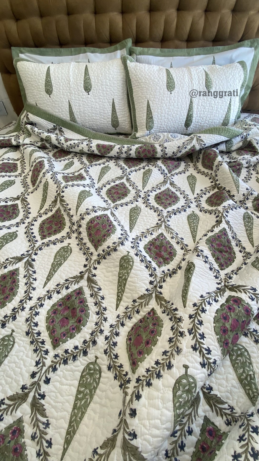 Pure Cotton Beige Jaal Floral Quilted Bedcover Super King 108 X 108