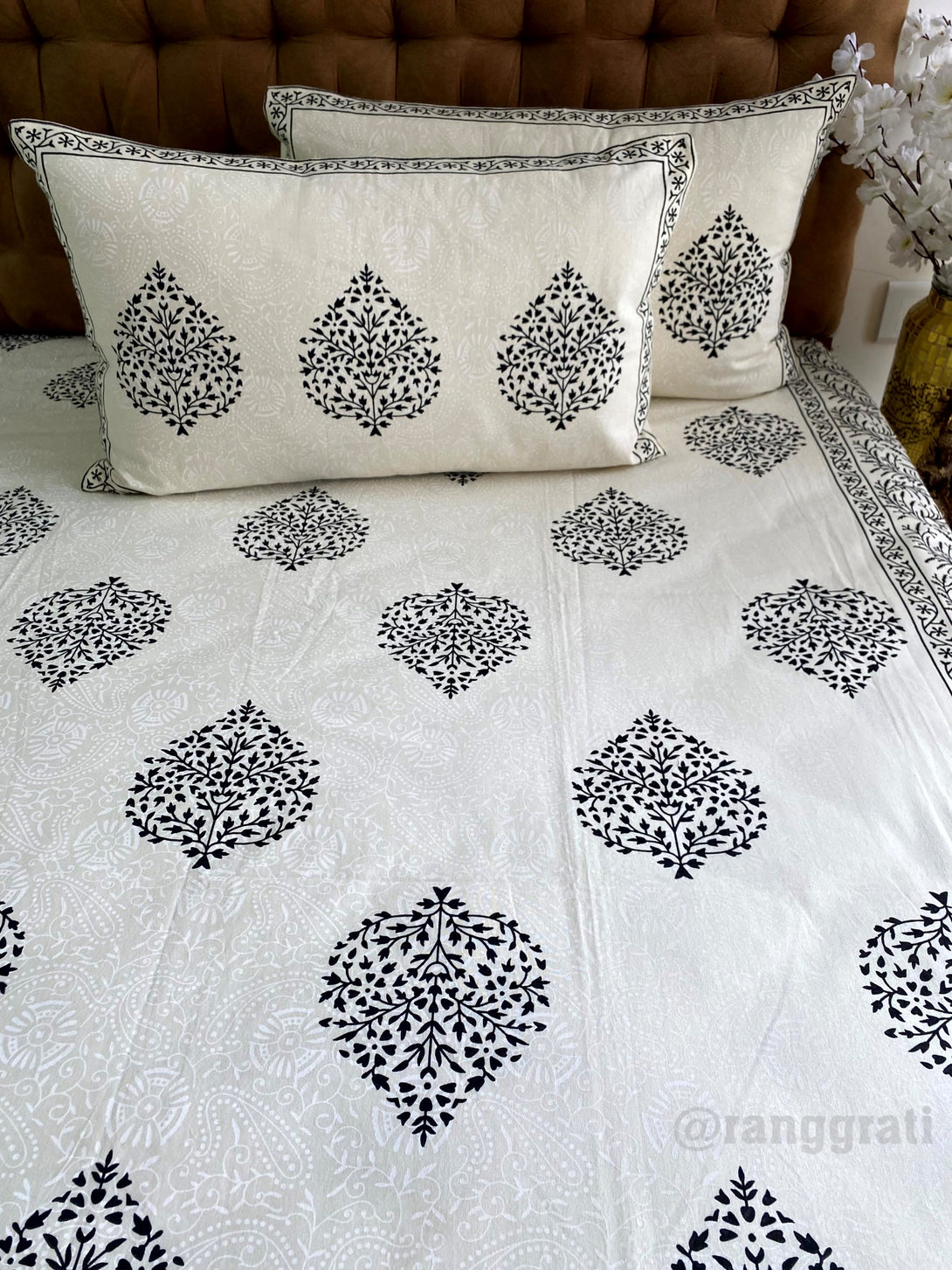Black Paan Leaf Jaipuri Cotton Bedsheet King Size For Double Bed