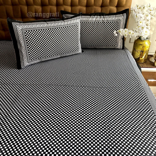 Black & White Checkered Cotton Bedsheet King Size For Double Bed - Bedsheet