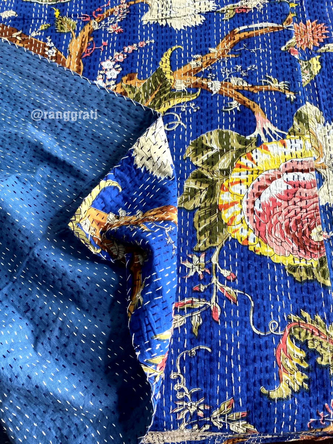 Blue Big Floral Kantha Bedcover For Double Bed King Size - Bedcover