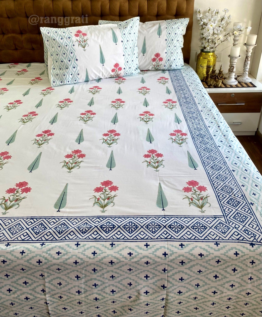 Blue Border Red Floral Super King Size 250 TC Bedsheet Cotton Hand Block - Bedsheet
