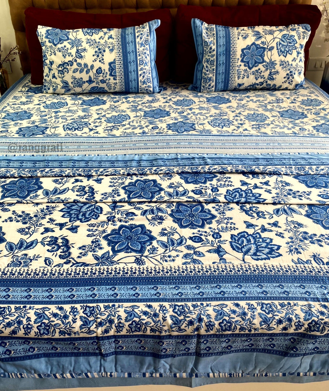 Blue Flax Floral Bedsheet With Dohar Bedding Set - Bedding Set