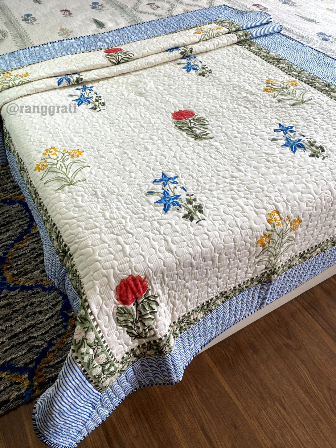 Blue Floral Cotton Jaipuri Quilted Bed Cover For Single Bed - Bedcover