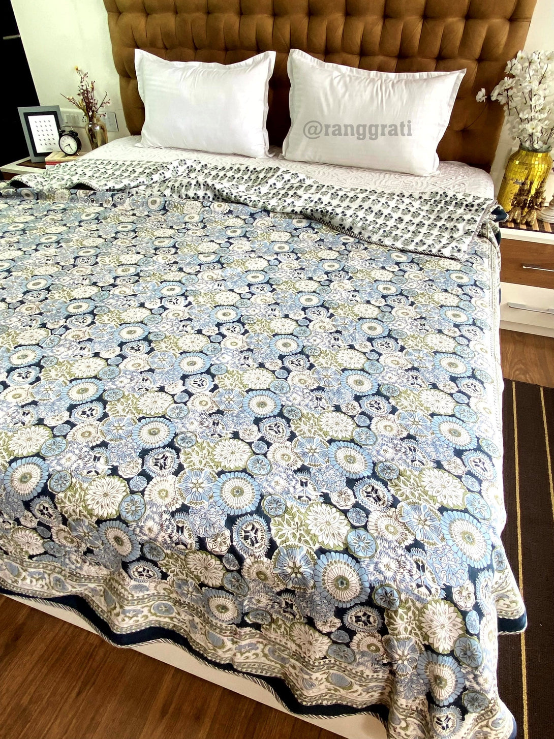 Blue Floral Dohar For Double Bed In Mulmul Cotton For Summer - Dohar