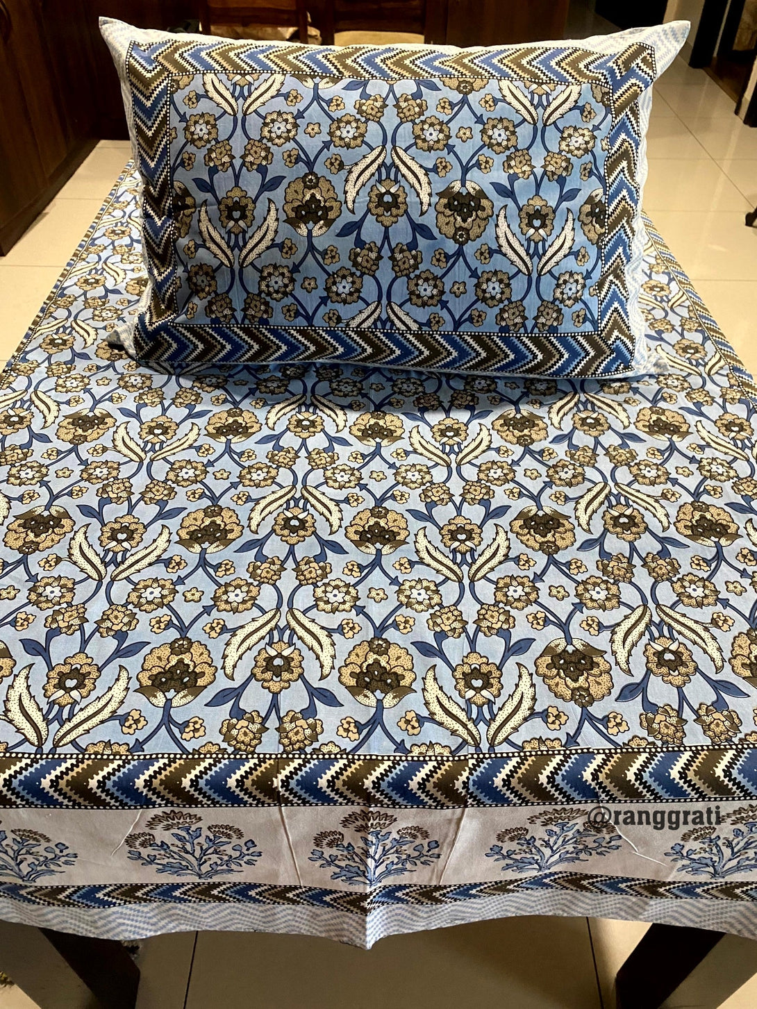 Blue Floral Jaipuri Cotton Bedsheet For Single Bed With Pillow - Bedsheet