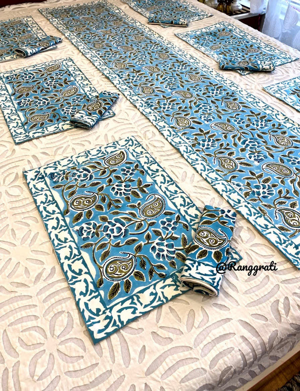 Blue Green Paisley Table Runner With 6 Table Mats & 6 Napkins - Table Runner Set