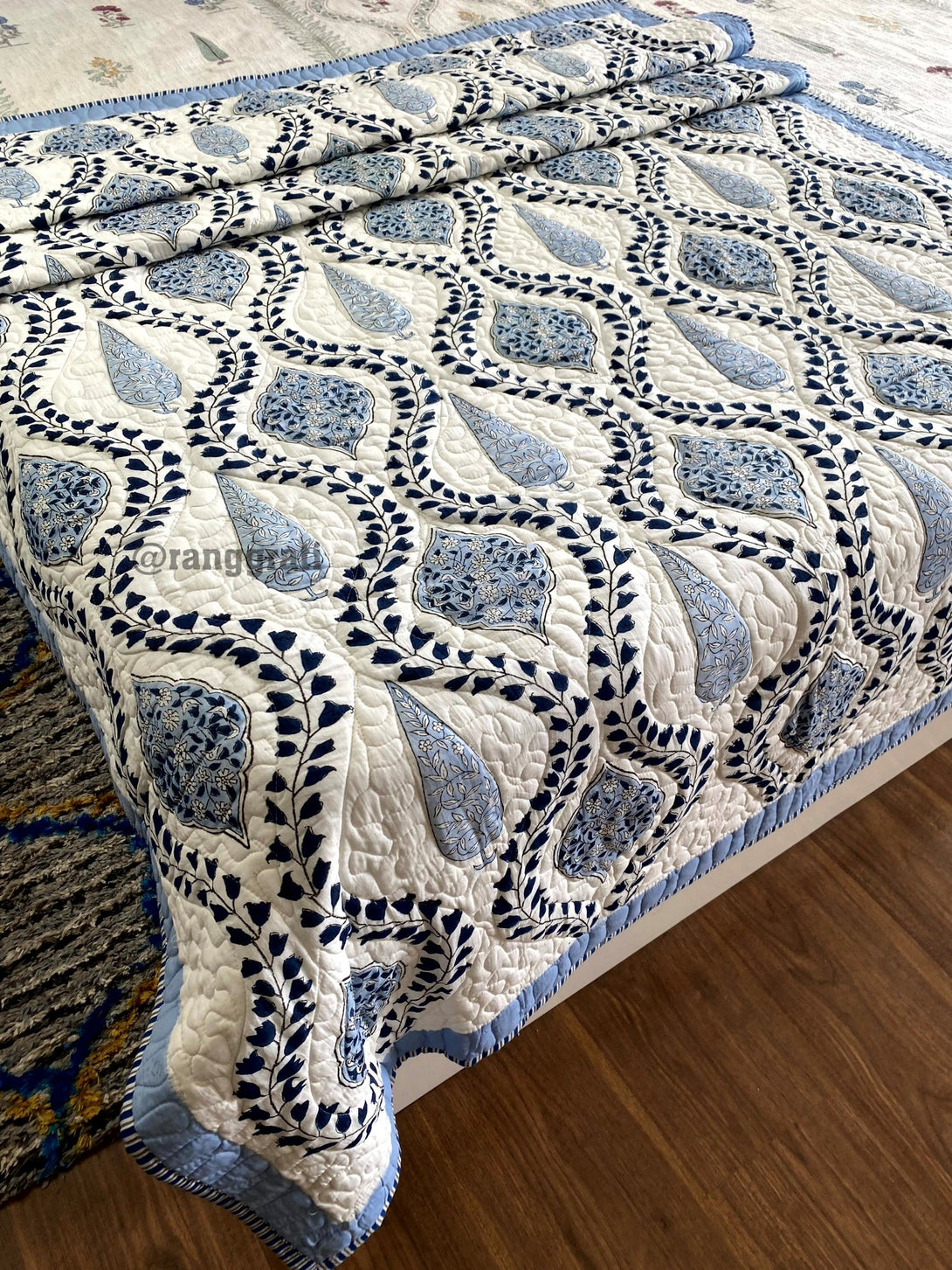 Blue Jaal Cotton Jaipuri Quilted Bed Cover For Single Bed - Bedcover