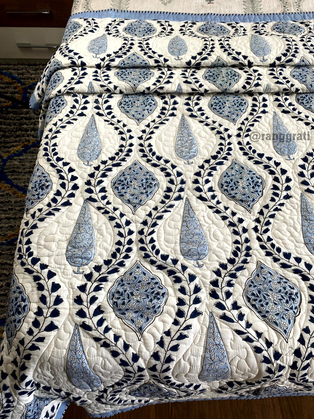Blue Jaal Cotton Jaipuri Quilted Bed Cover For Single Bed - Bedcover
