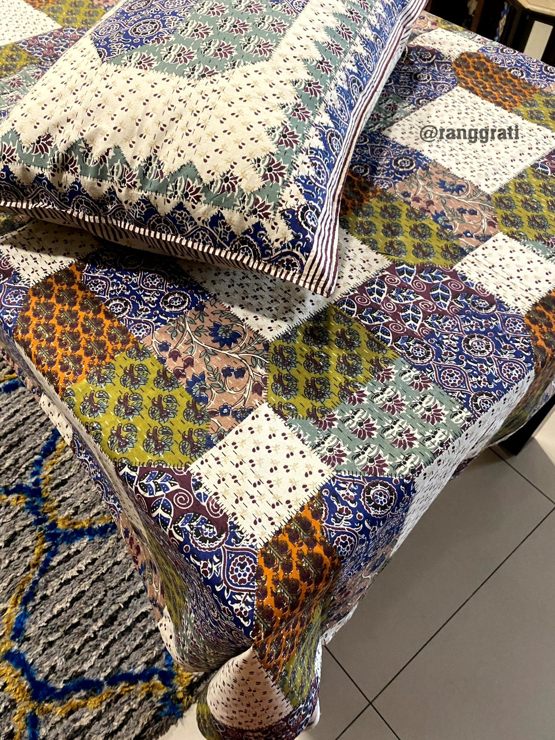 Blue Patchwork Jaipuri Cotton Bedsheet For Single Bed With Pillow - Bedsheet