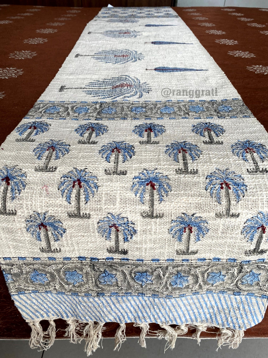 Blue Coconut Tree Jute Cotton Table Runner For 6 Seater