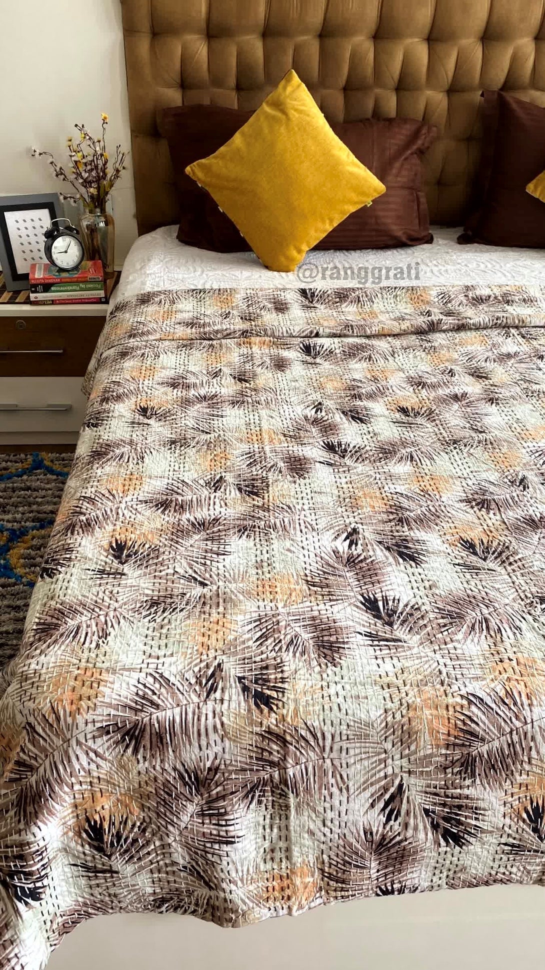 Brown Golden Abstract Kantha Bedcover For Double Bed King Size - Bedcover