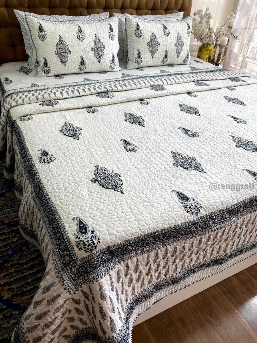 Super King Charcoal Grey Paisley Bedsheet Matching Quilted Bedcover 108X108