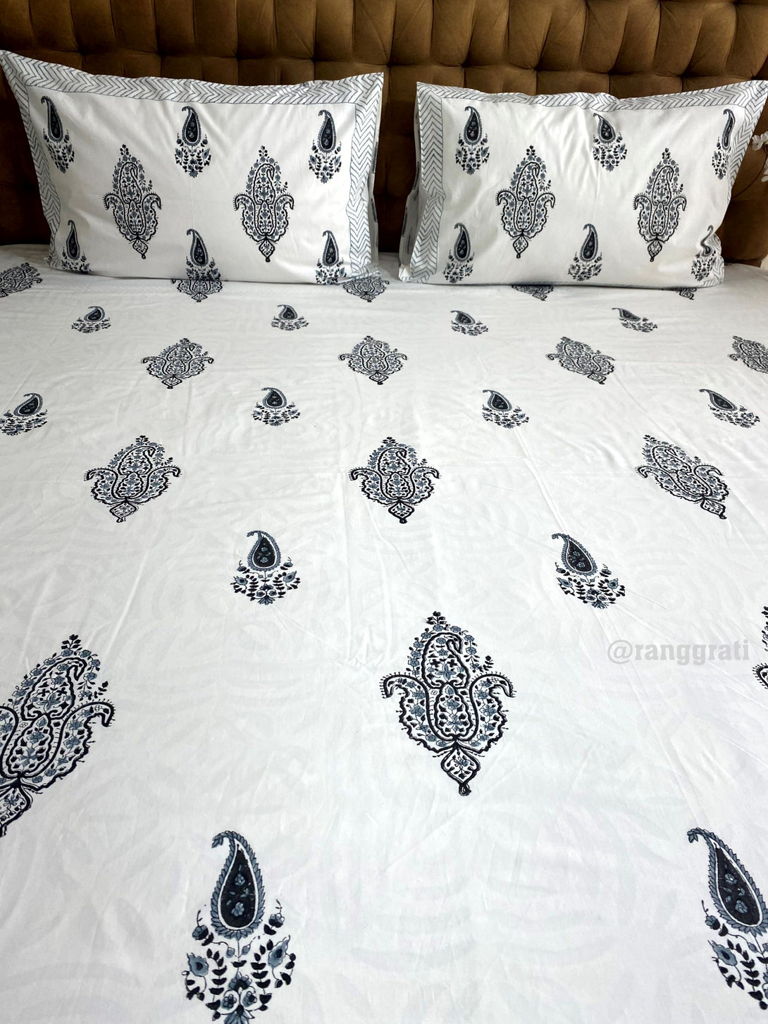 Charcoal Grey Paisley Bedsheet and Coordinating Quilted Bedcover