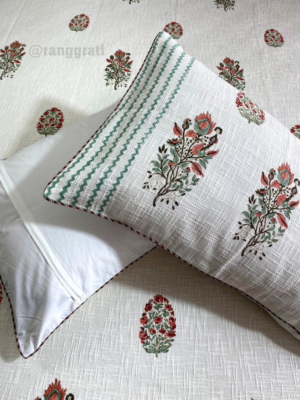 King Size Coral Pink Floral Jute Cotton Bedcover 