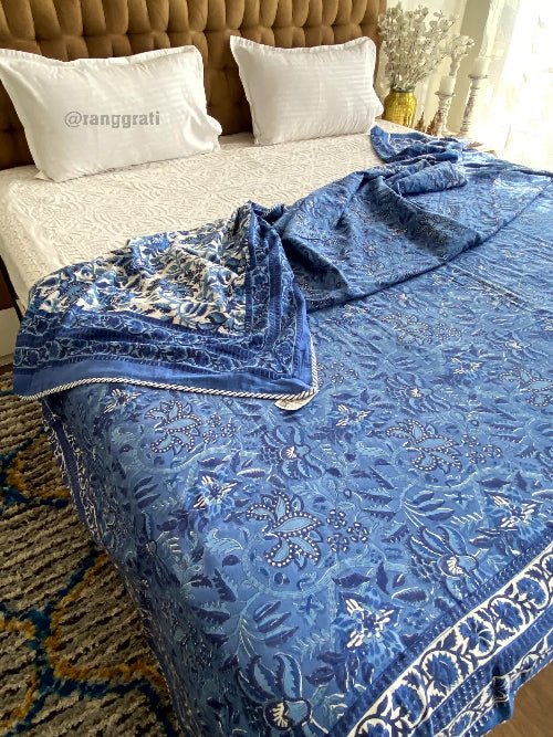 Dark Blue Floral Double Dohar For Double Bed In Mulmul Cotton - Dohar