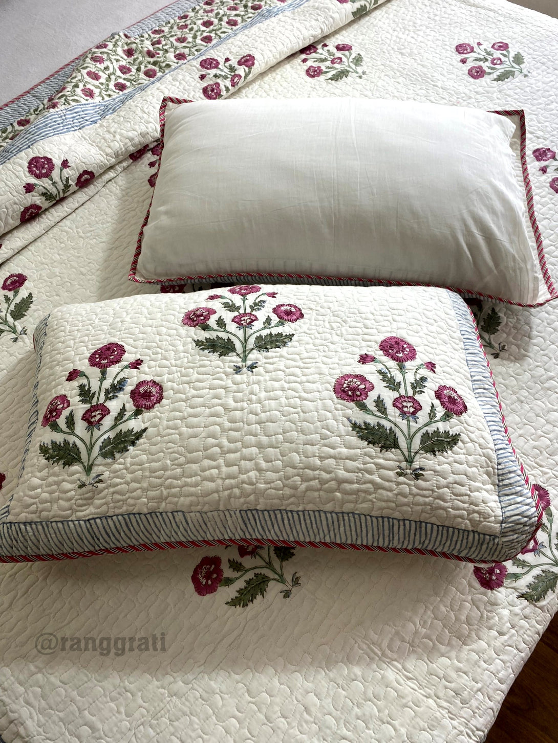 Dark Fuchsia Floral Quilted Bedcover Super King 108 X 108 With Pillow Covers