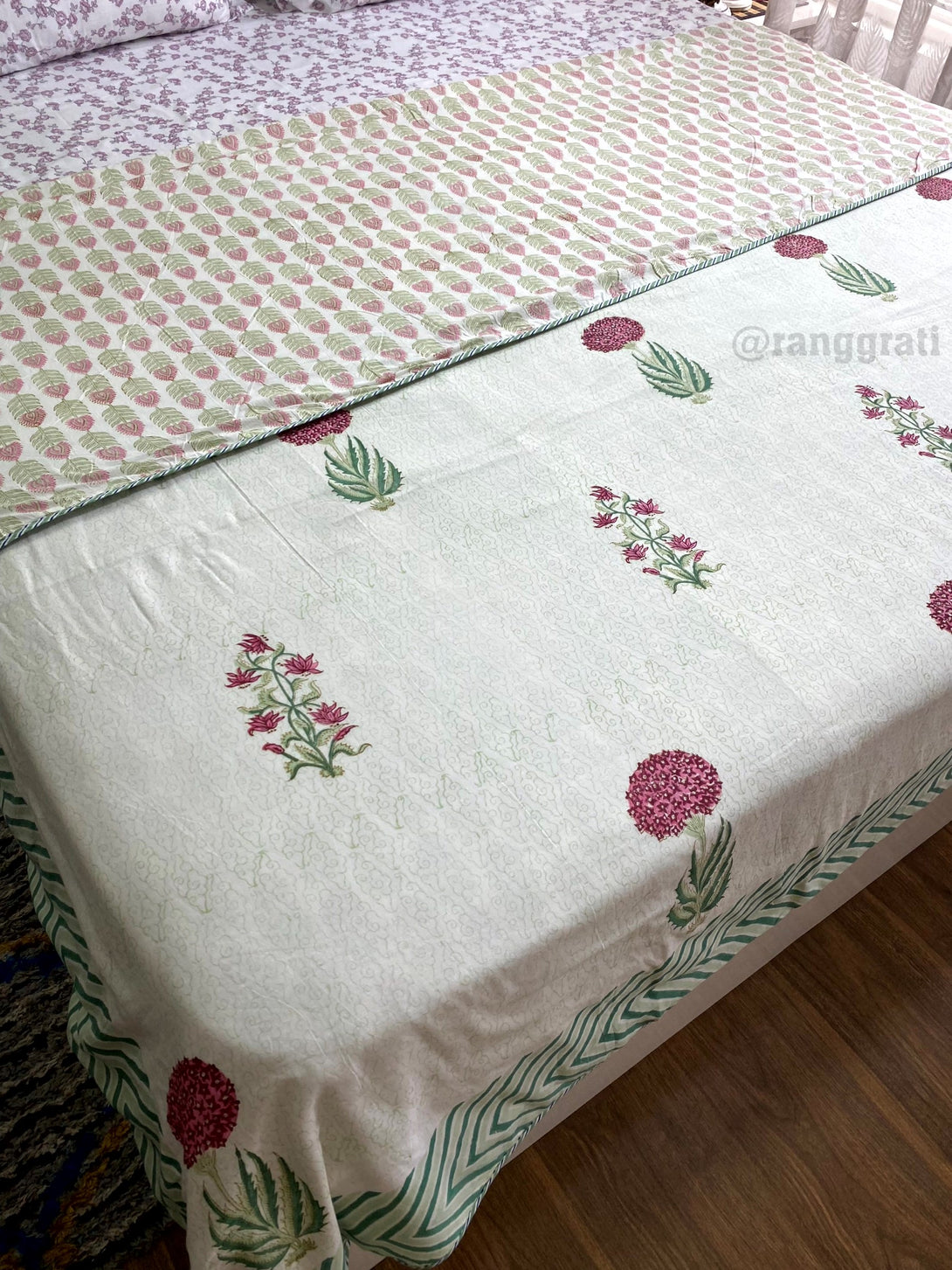 Dark Fuchsia Pink Floral Dohar For Double Bed In Mulmul Cotton Reversible King Size