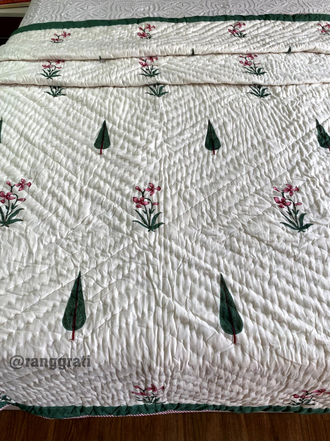 Dark Green Pine Single Bed Jaipuri Razai / Quilt Cotton Hand Block Reversible