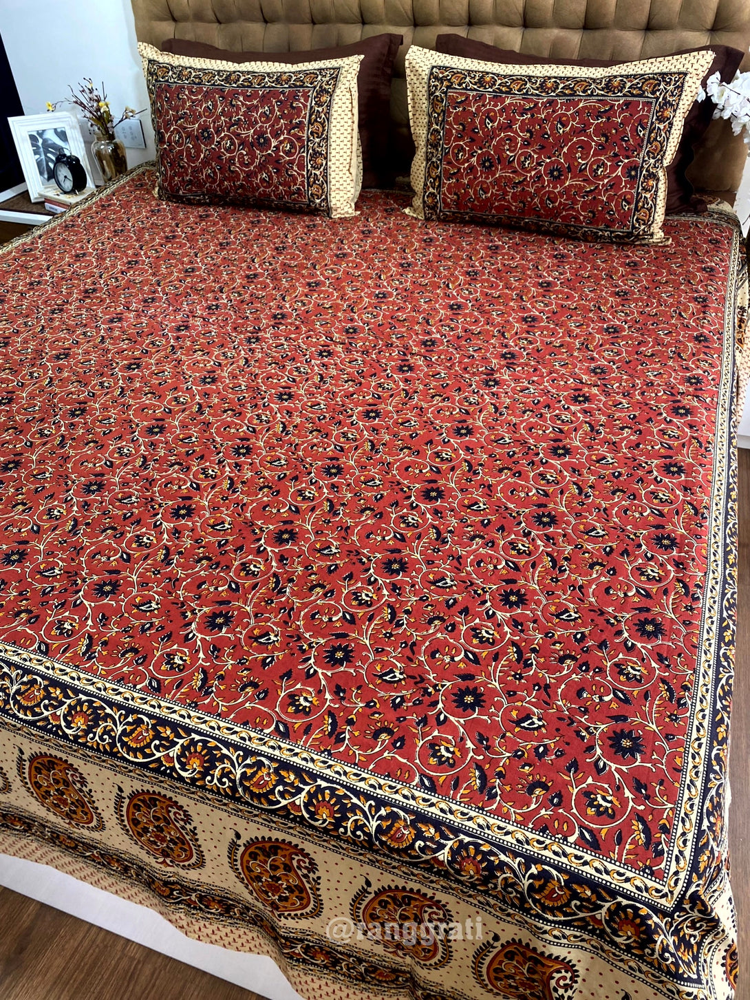 Jaipuri Cotton Dark Red Jaal Floral Bedsheet King Size