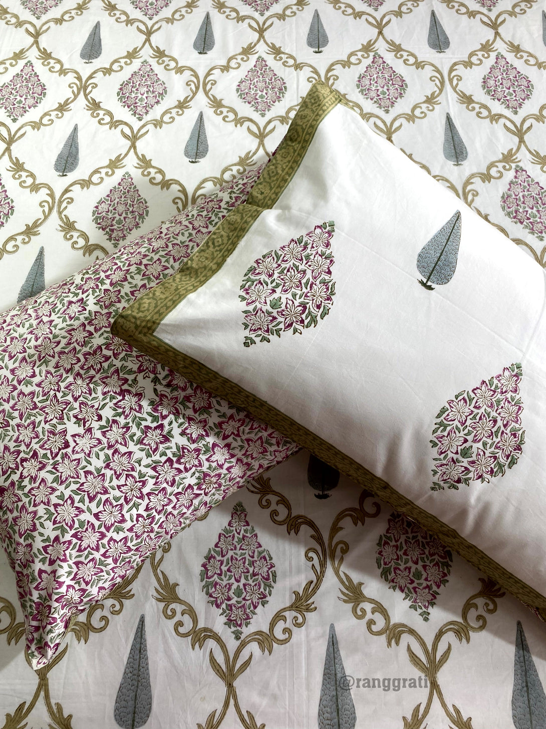 Dark Tan Lattice Floral Hand Block Cotton King Size Bedsheet With Pillow Covers