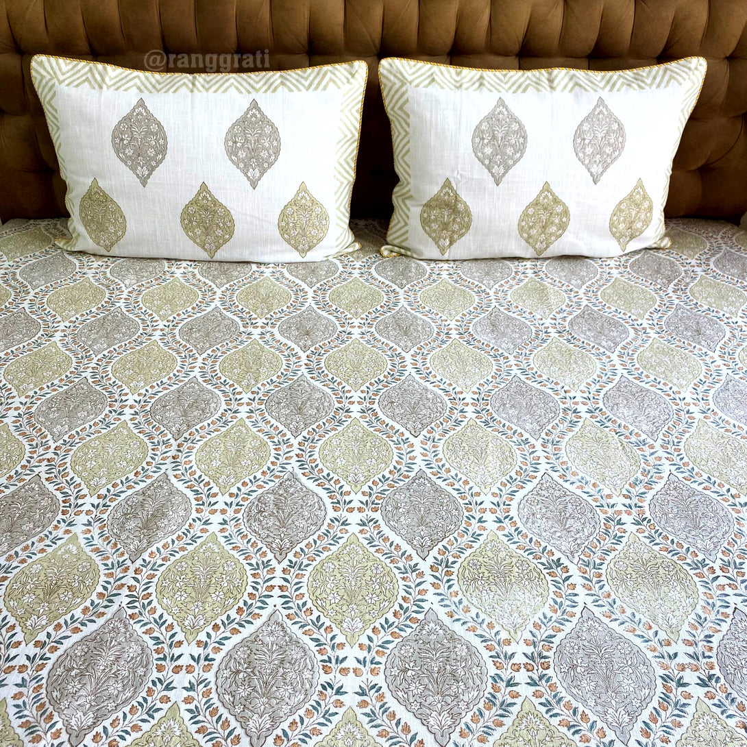 Green And Grey Ogee Patterned Slub Cotton Bedcover King Size
