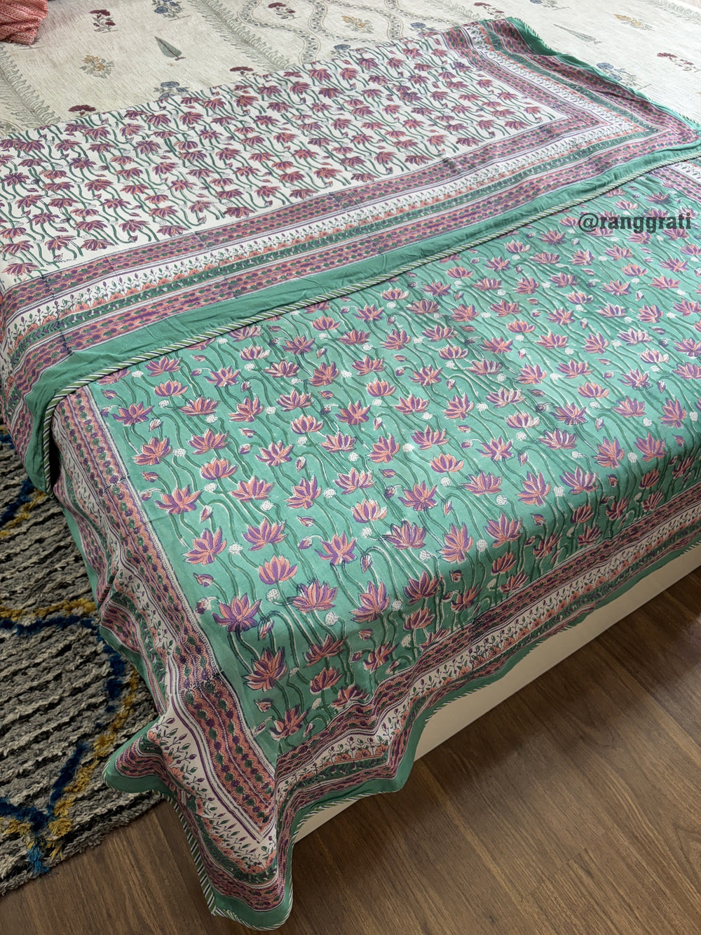 Green Color Purple Lotus Floral Dohar For Single Bed In Mulmul Cotton 