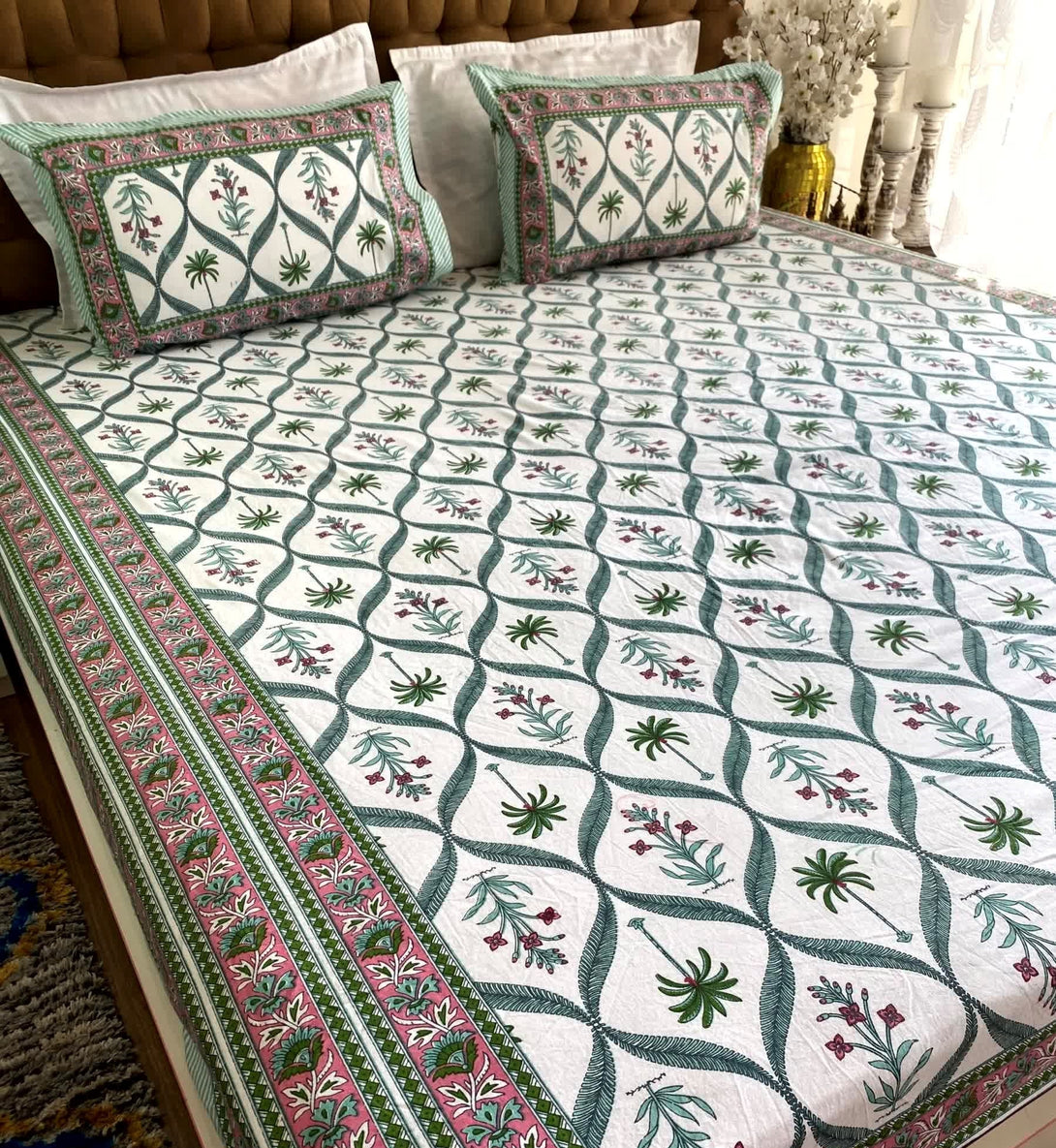 Green Jaal Floral Cotton Elastic Fitted Bedsheet King Size - Bedsheet