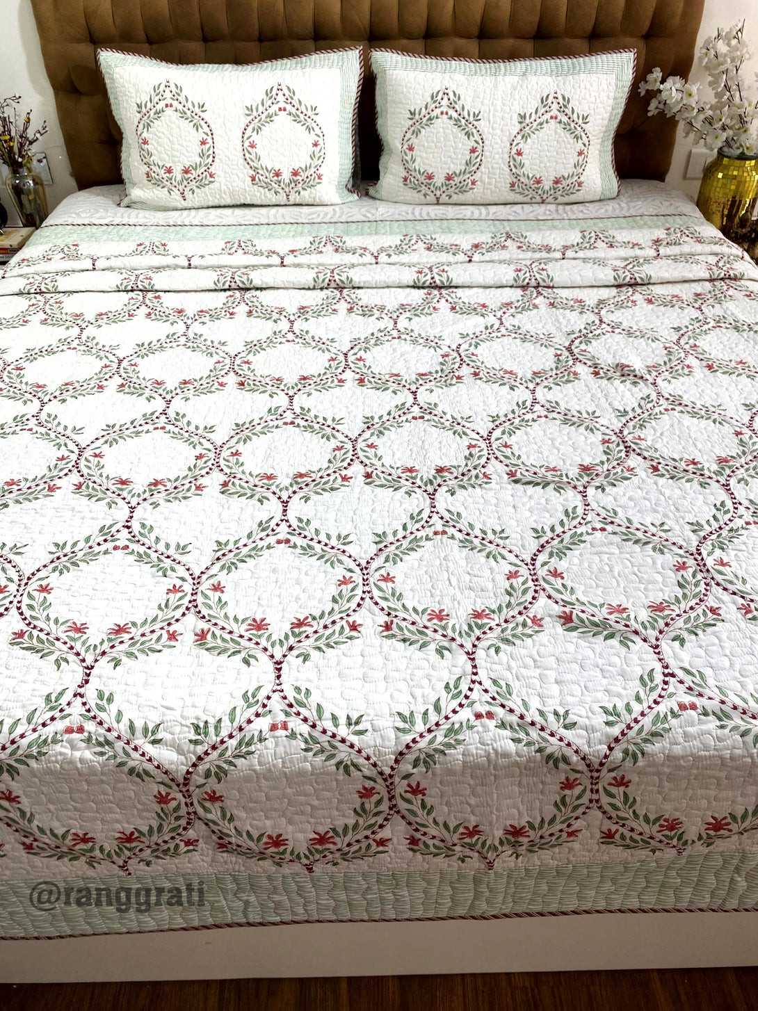 Handcrafted Green Jaal Quilted Bedcover – Super King