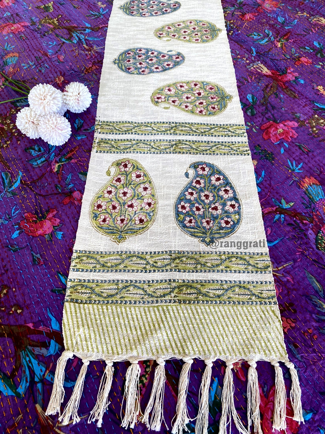 Green Paisley Jute Cotton Table Runner Hand Block Print For 6 Seater Dining Table