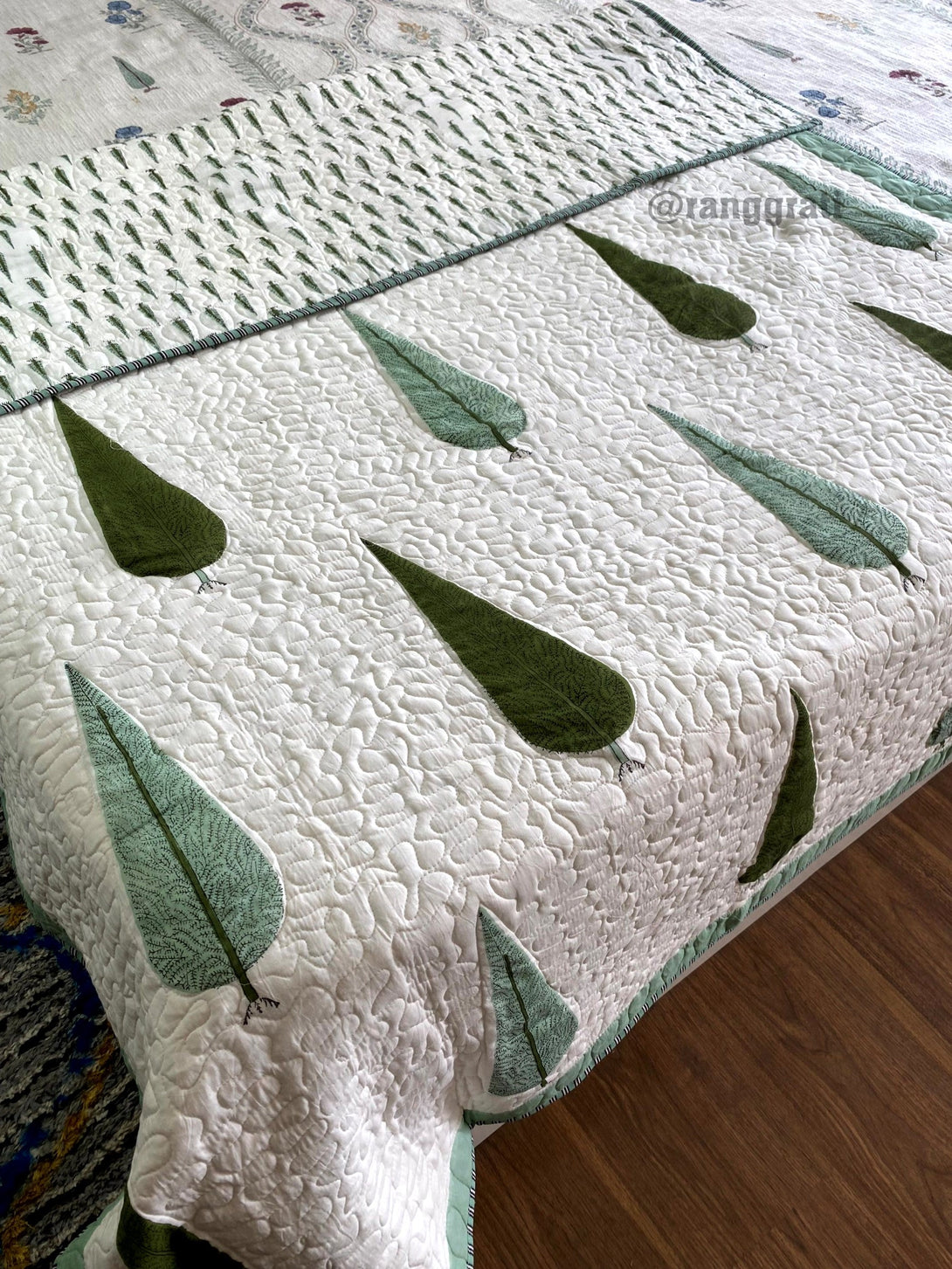 Green Pine Cotton Jaipuri Quilted Bed Cover For Single Bed - Bedcover