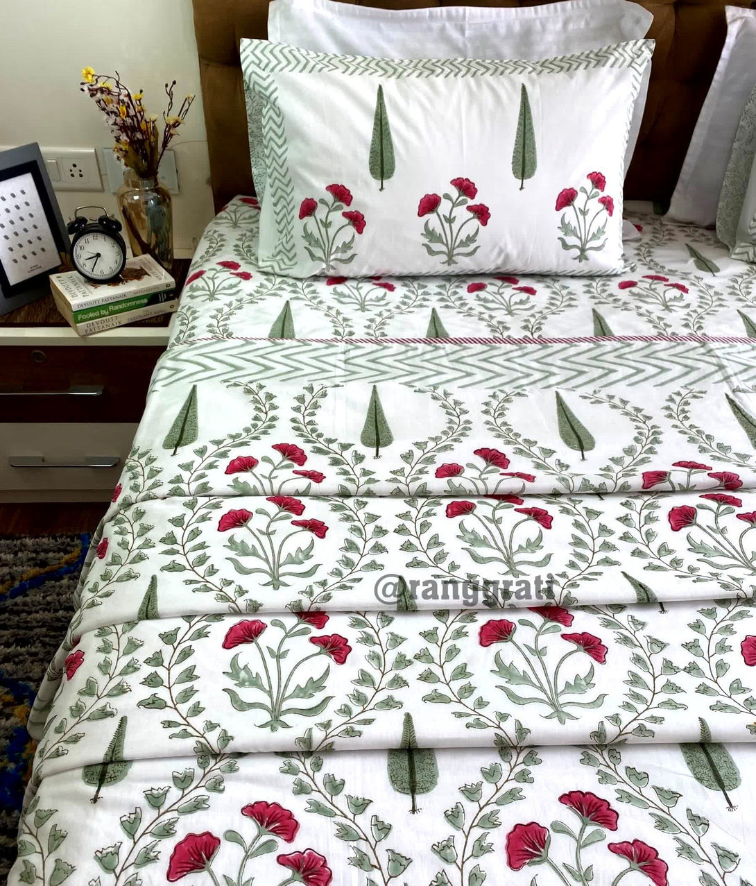 Green Pine Tree Bedsheet With Dohar Bedding Set King Size - Bedding Set