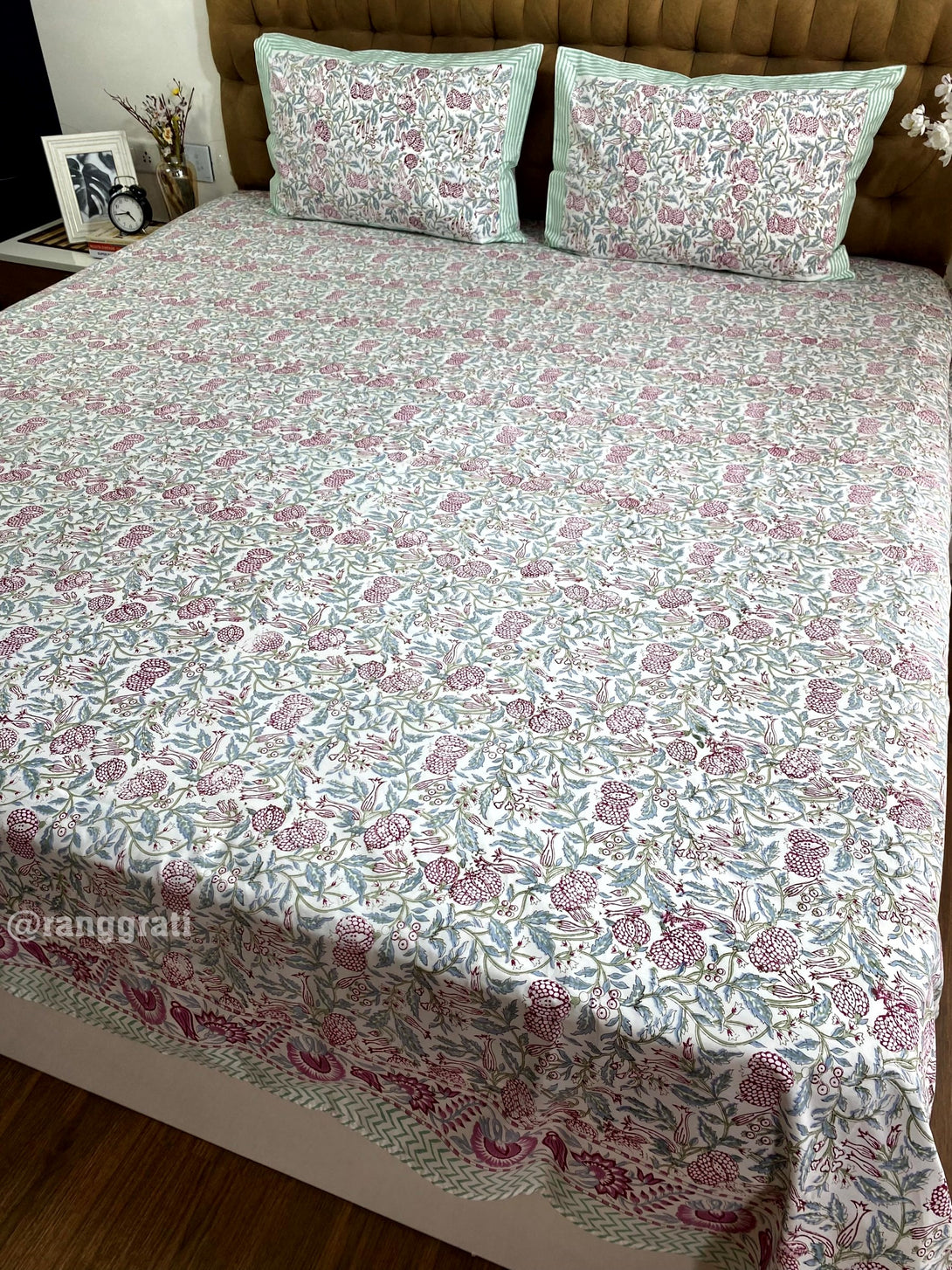 Green Border Red Pomegranate Cotton Bedsheet Hand Block Super King Size 250 TC 