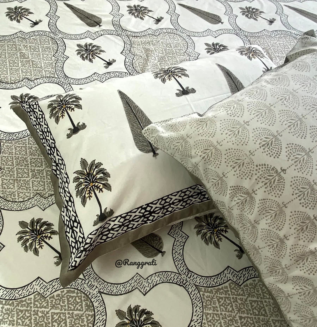 Grey Color Pure Cotton Elastic Fitted Bedsheet King Size - Bedsheet