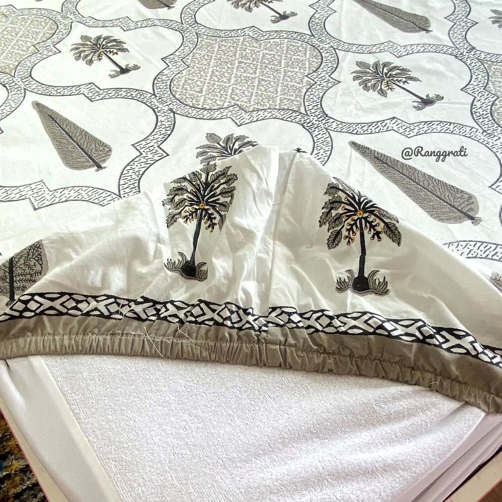 Grey Color Pure Cotton Elastic Fitted Bedsheet King Size - Bedsheet