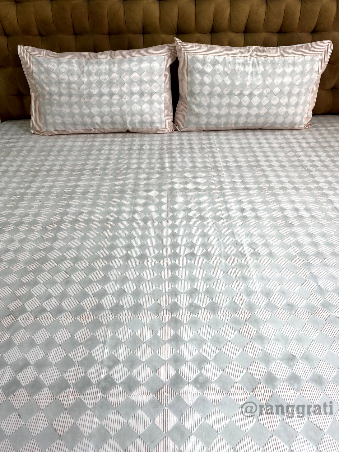 Super King Size Grey Diamond 250 TC Bedsheet Cotton Hand Block