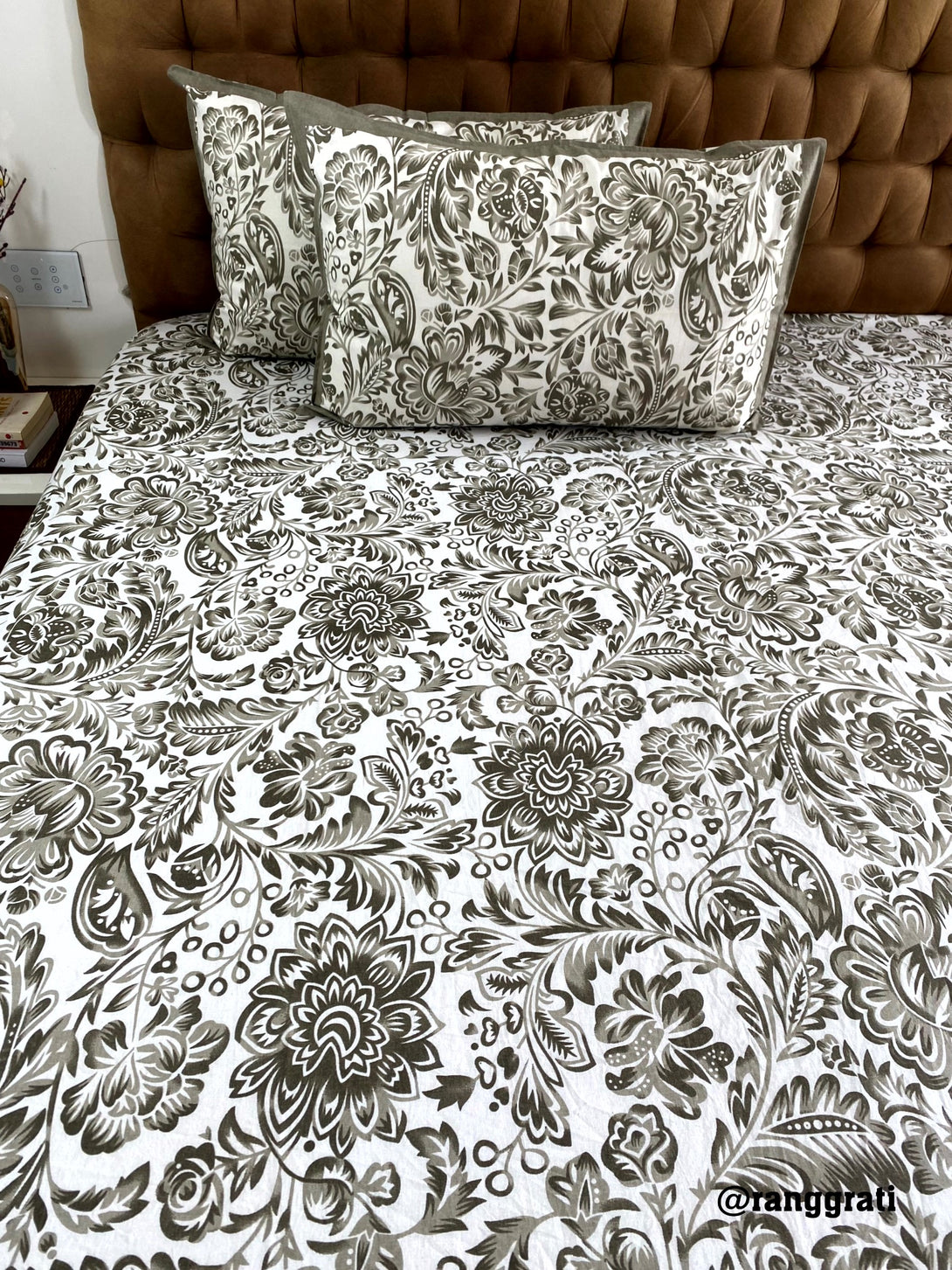 Grey Floral Cotton Elastic Fitted Bedsheet King Size Hand Block