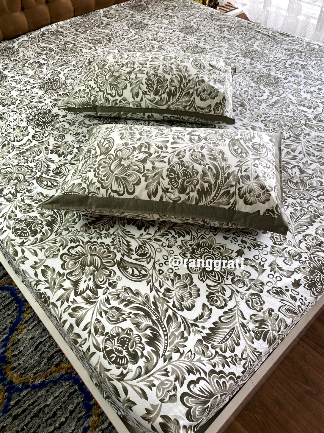 Grey Floral Cotton Elastic Fitted Bedsheet King Size Hand Block With Pillow Covers