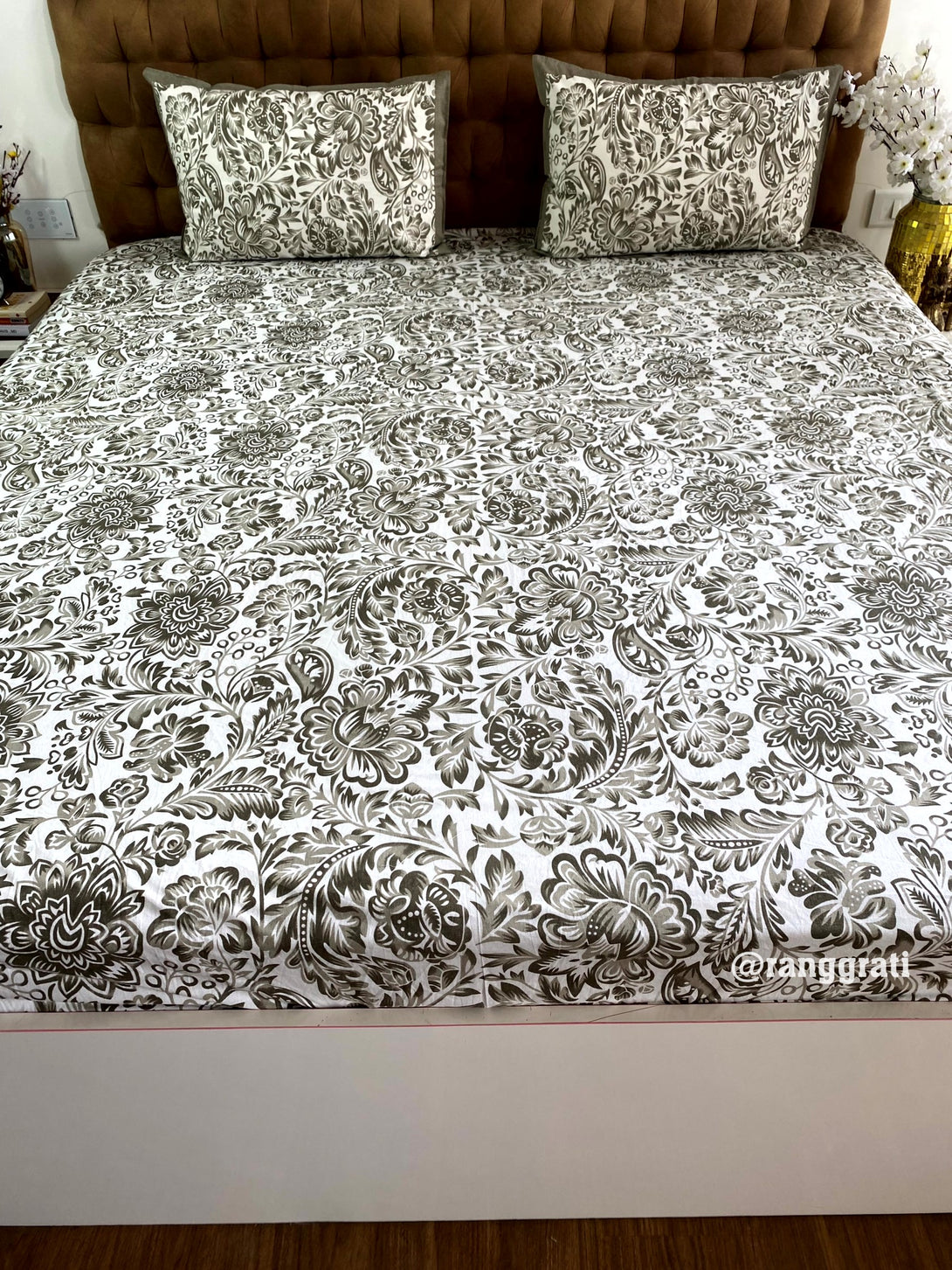 Grey Floral Cotton Elastic Fitted Bedsheet Hand Block King Size