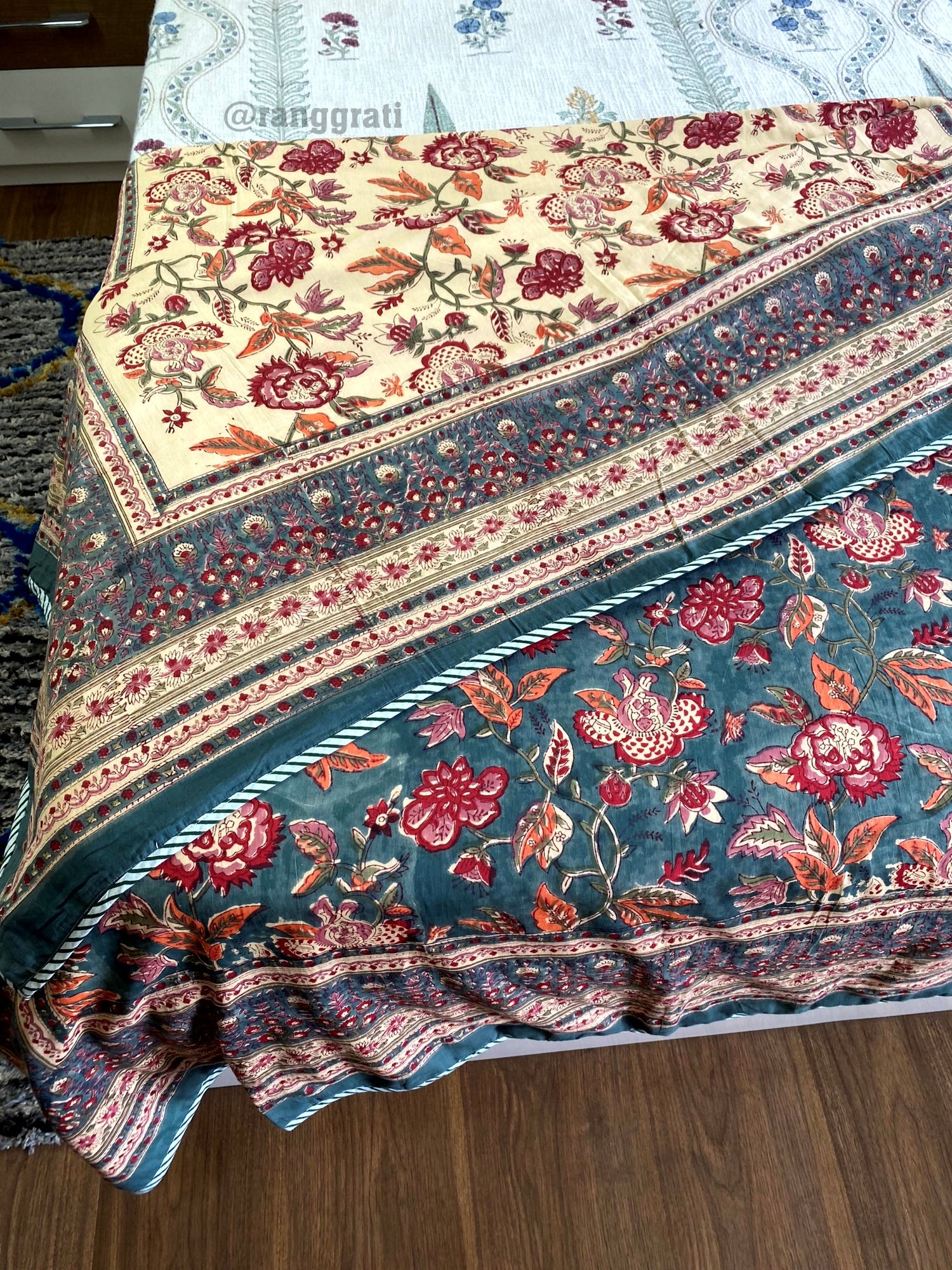Grey Floral Reversible Dohar In Mulmul Cotton For Single Bed 