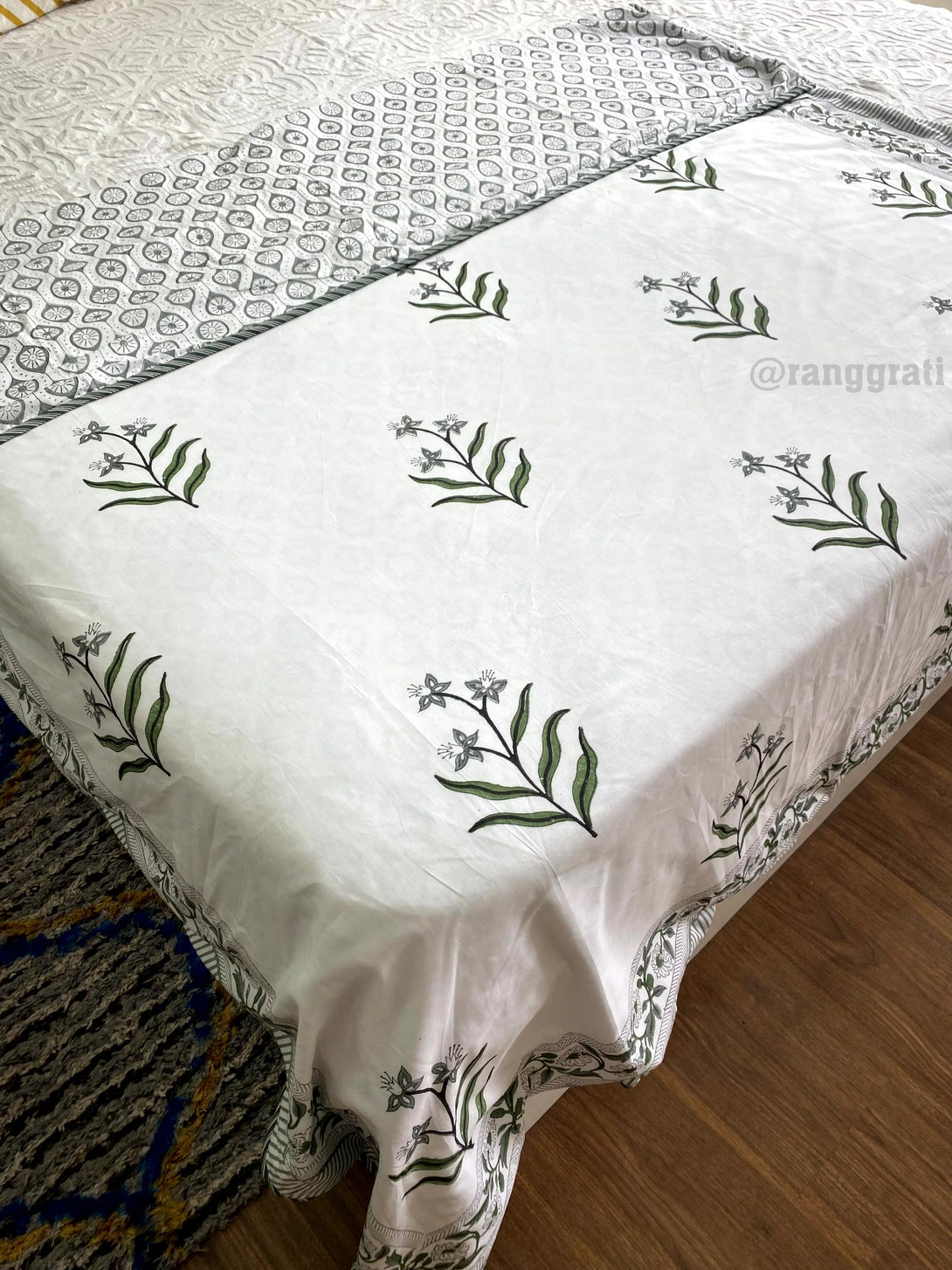 Grey Lily Floral Dohar For Single Bed In Mulmul Cotton Reversible