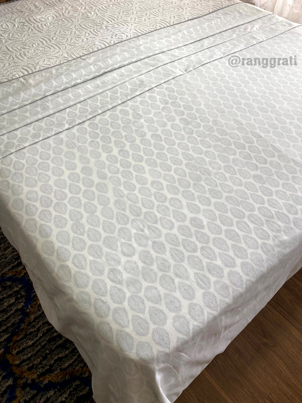 Grey Paisley 3D Dohar For Double Bed In Mulmul King Size