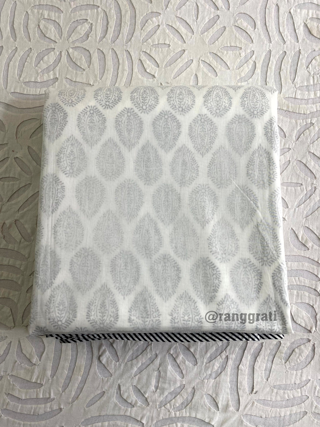 Grey Paisley 3D Dohar In Mulmul King Size For Double Bed