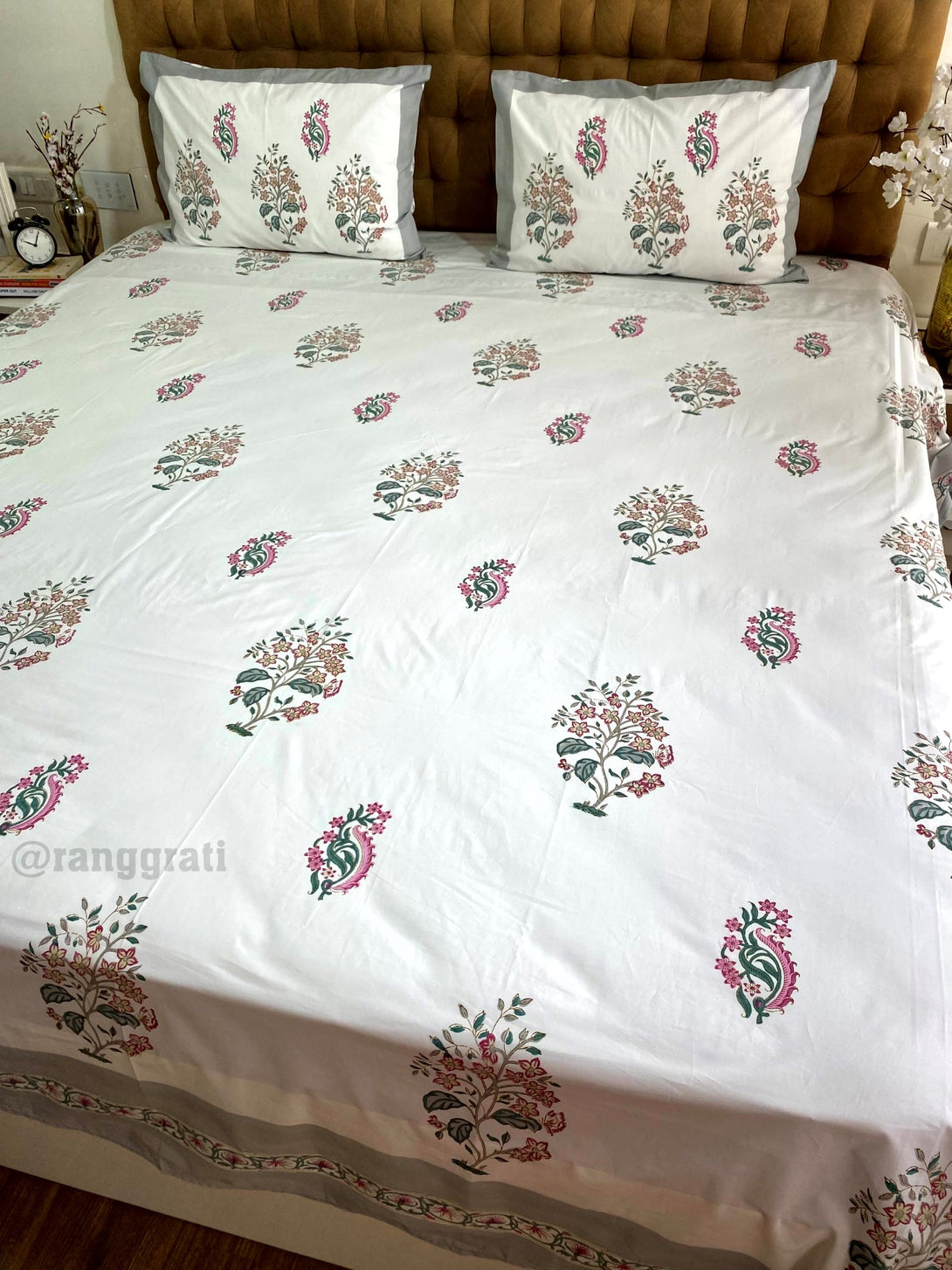 Super King Size Grey Red Floral 250 TC Bedsheet Cotton Hand Block