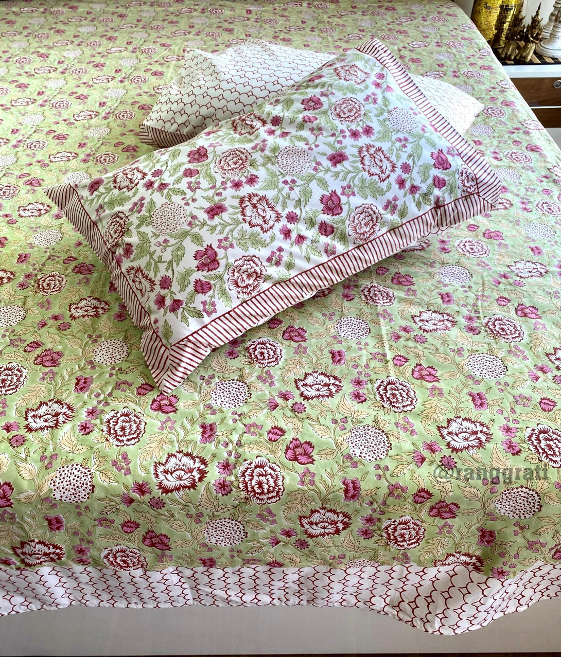 Light Green Carnation Floral Super King Size 250 TC Bedsheet Cotton Hand Block - Bedsheet