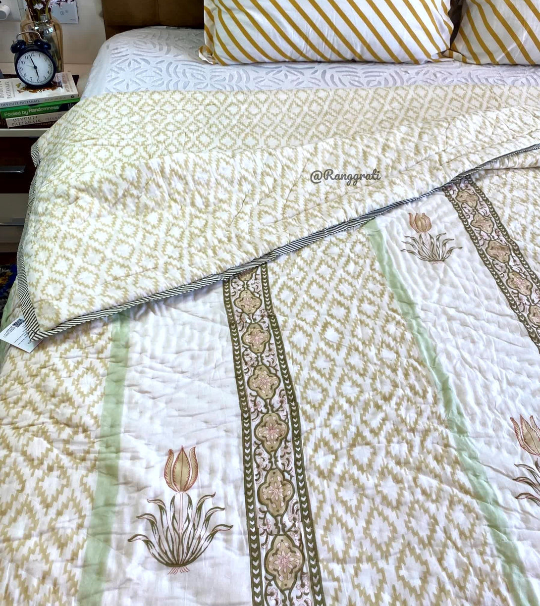 Light Green Floral Double Razai Cotton Reversible Hand Block - Razai