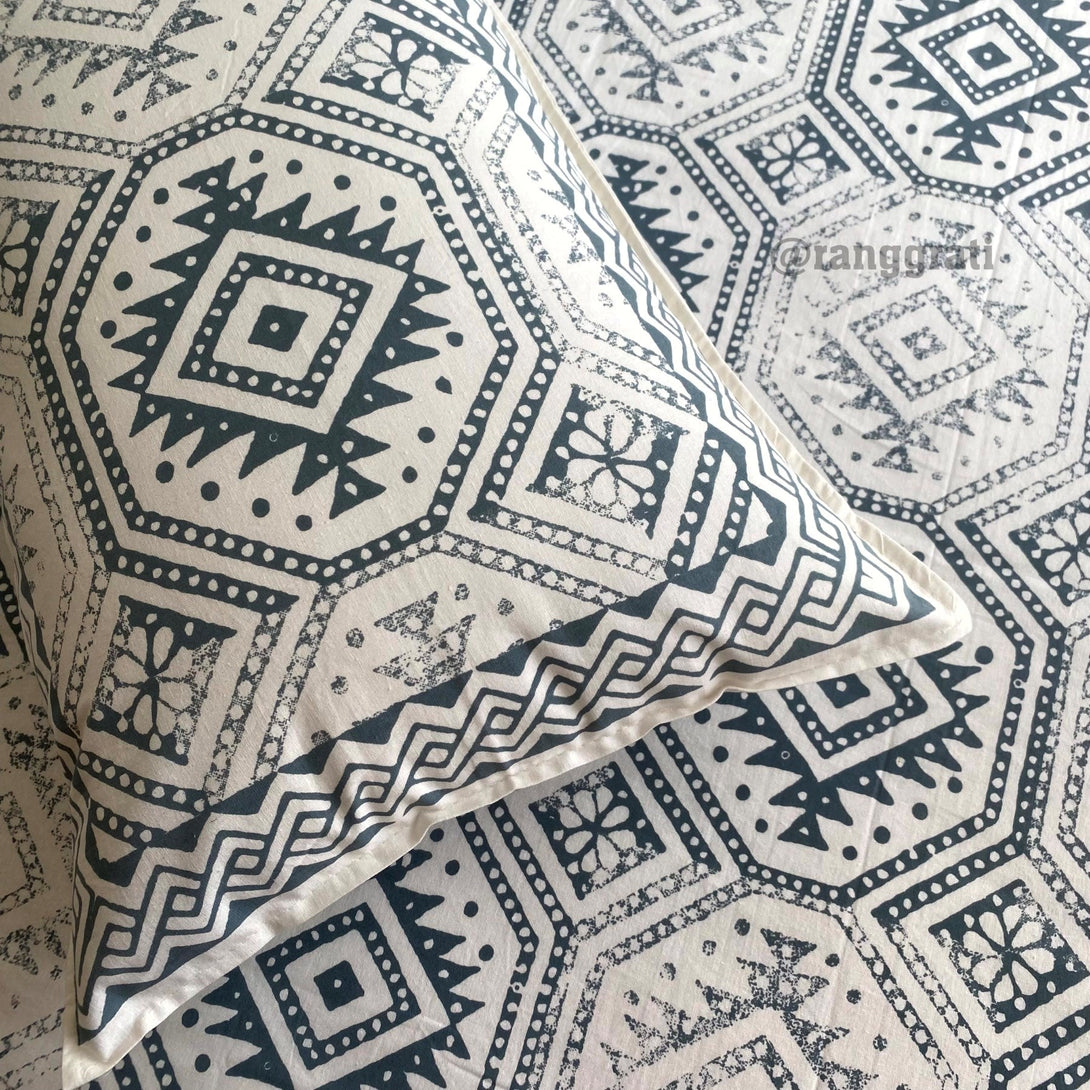 Light Grey Blue Geometric Cotton Bedsheet King Size For Double Bed - Bedsheet
