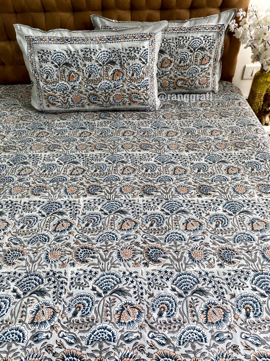 Light Grey Floral King Size 250 TC Bedsheet Pure Cotton Hand Block